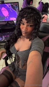 Bored baby come see me at afrogaybe and i ll end your boredom quickly