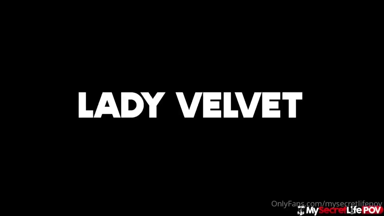 Mmm i m sure glad i decided to go down to the hotel bar for a drink 