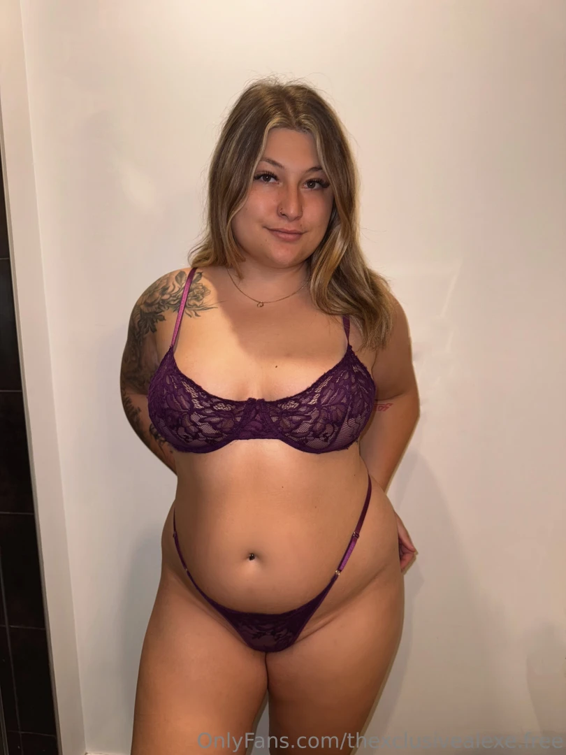 Viens t abonner thexclusivealexe o il y a du bon contenu pour te faire 