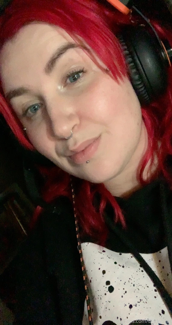 Any gamers out here do you play video games if so what do you play 