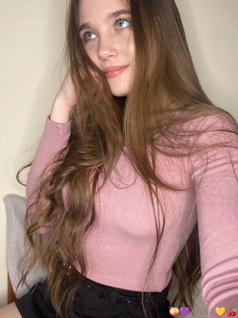 What kind of hair do you like more short or long 