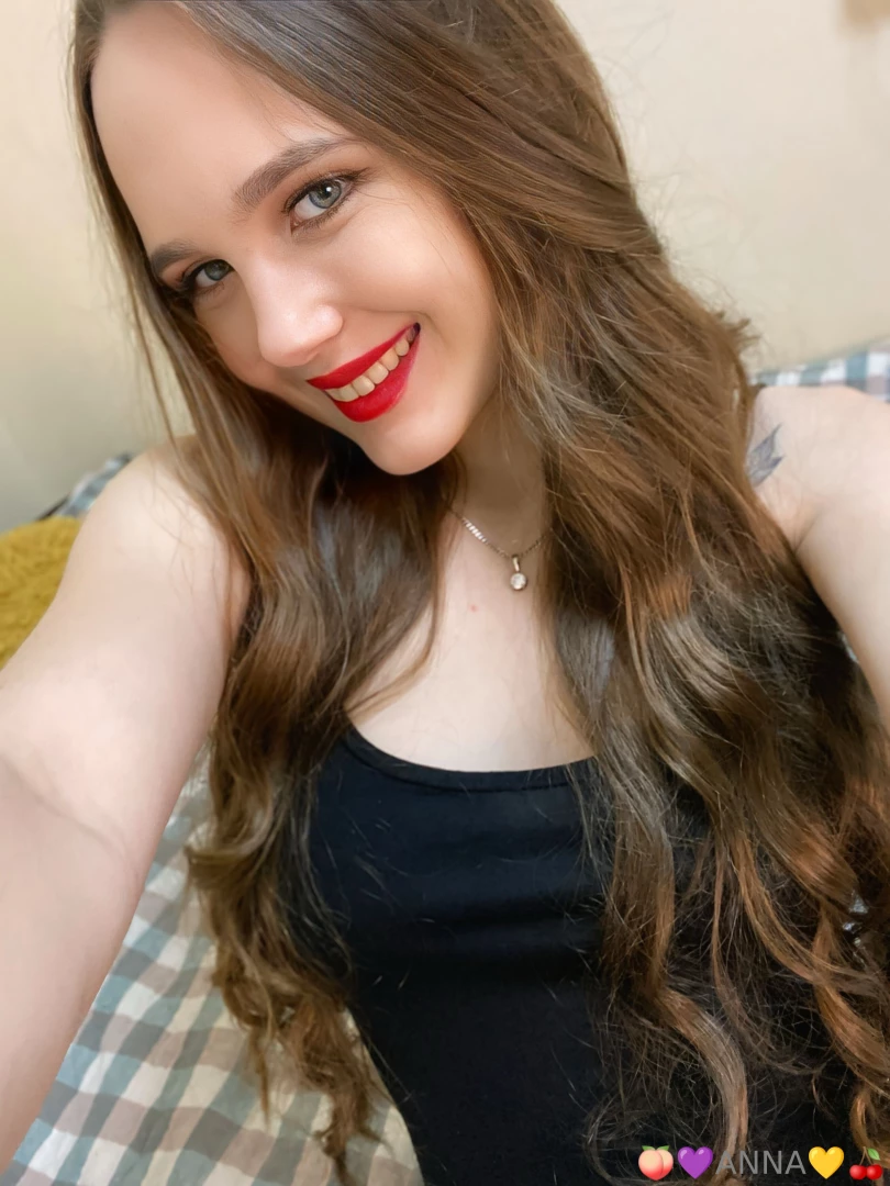 I really want to receive flowers for no reason 