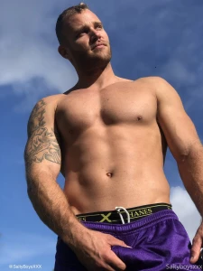 Snapped this just now damn i m a lucky boy have a good day everyone