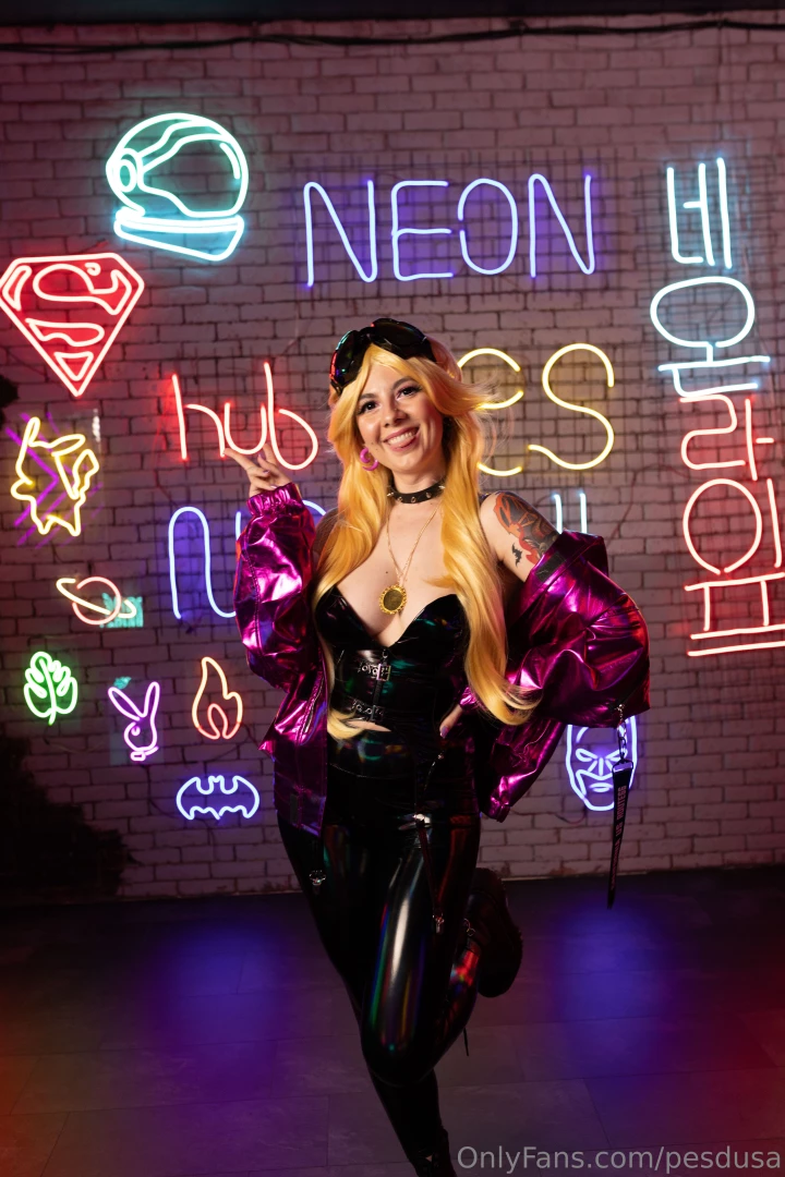 Finally got my hands on a new photoset stay tuned for more photos soon 