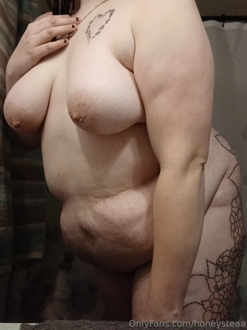 More post shower pics 