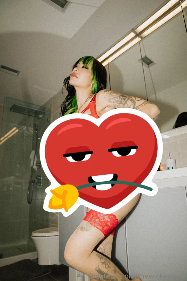 The first part of the photoshoot with the glass pp those photos need 