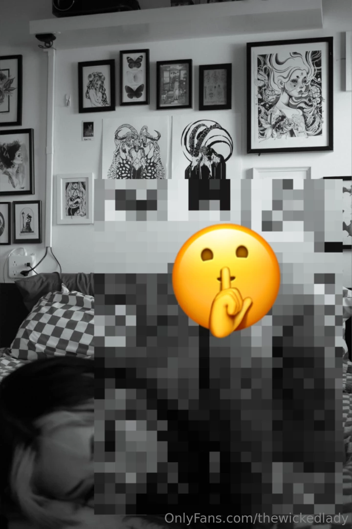 Silly me i forgot to add teasers heres the demon girl set and a b w 