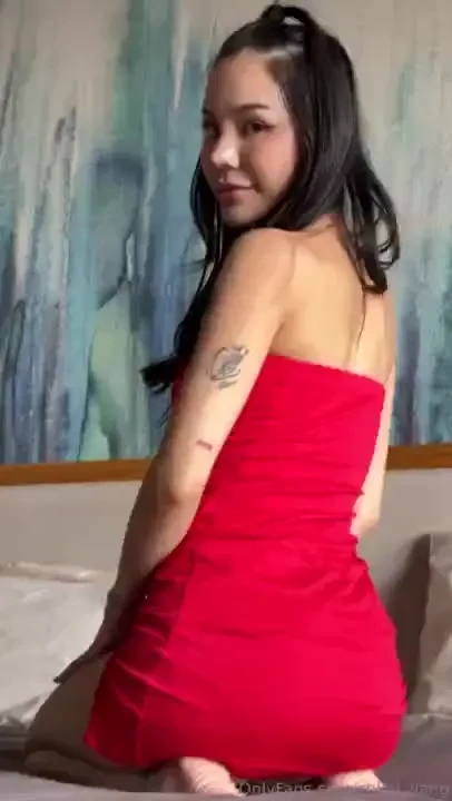 Might be shy but i m ready to get bold tonight are you with me 