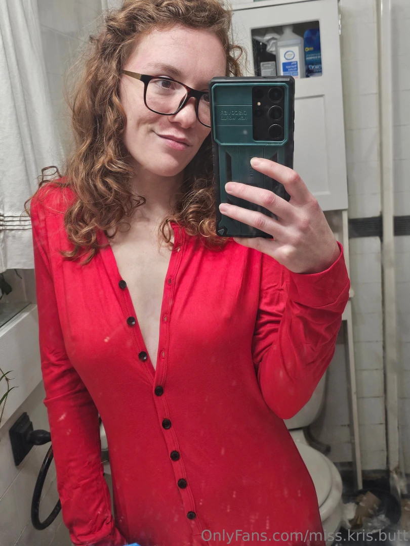 Which one is the proper way to wear this i forget part 1 