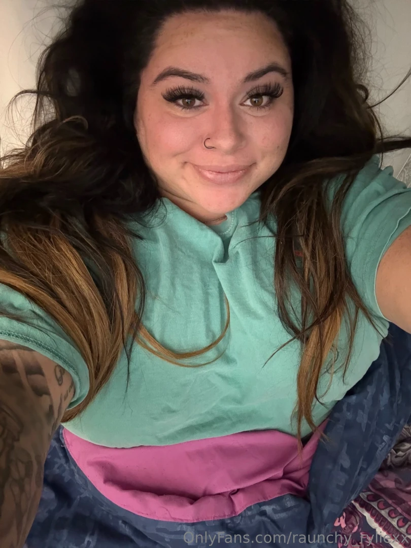 Happy saturday being a lazy bones today 