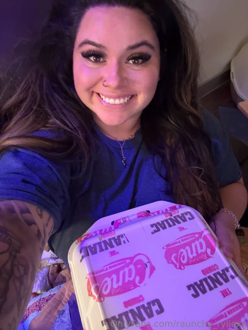 Canes for dinner tonight finally relaxing 