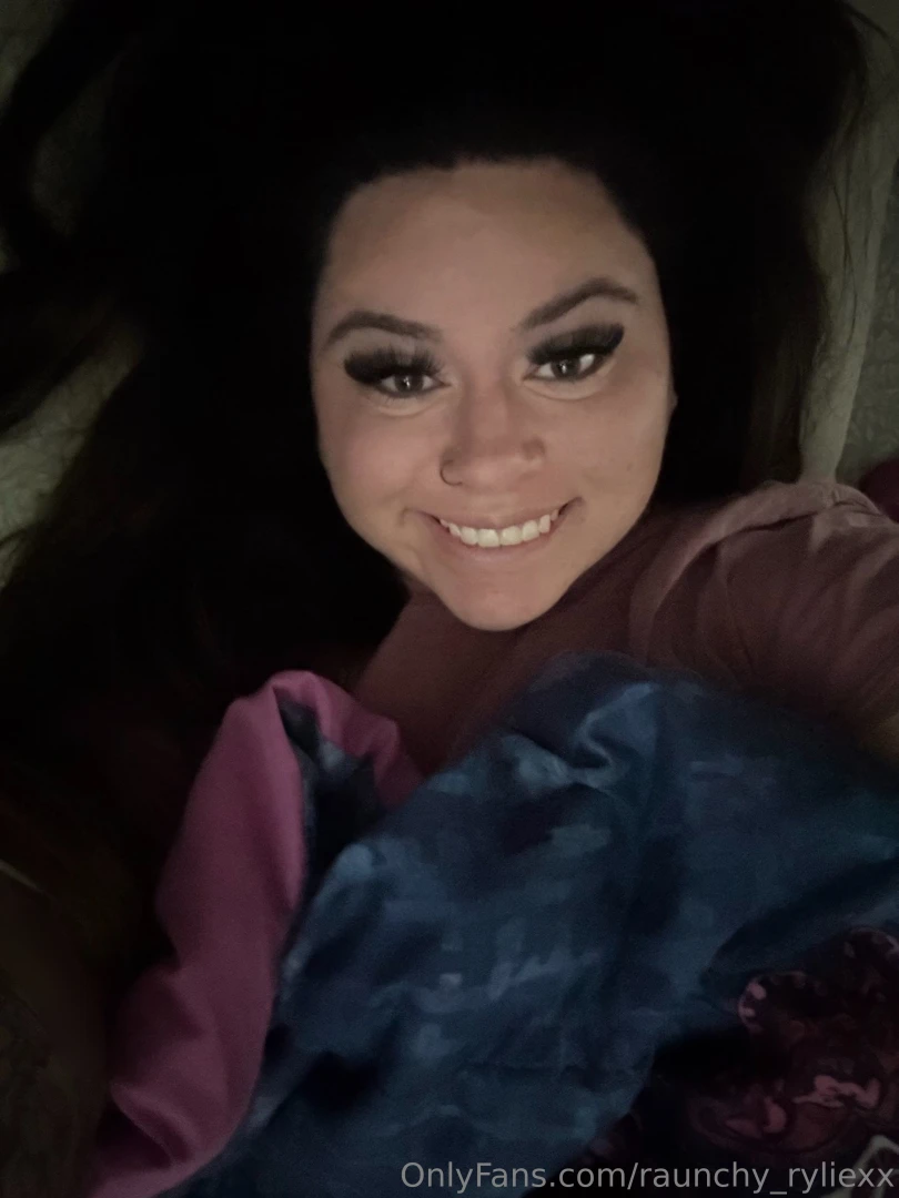 Good morning being lazy in bed 