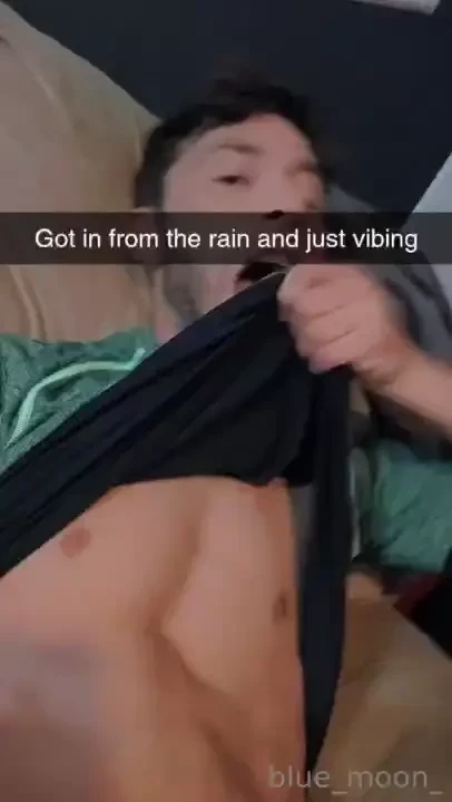 It s very wet outside 