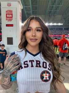 My baby girl baby slime is back like me shelbyfitt is so sexy she made