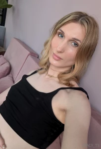 Good morning my sweeties for me a perfect morning is a gentle ray of