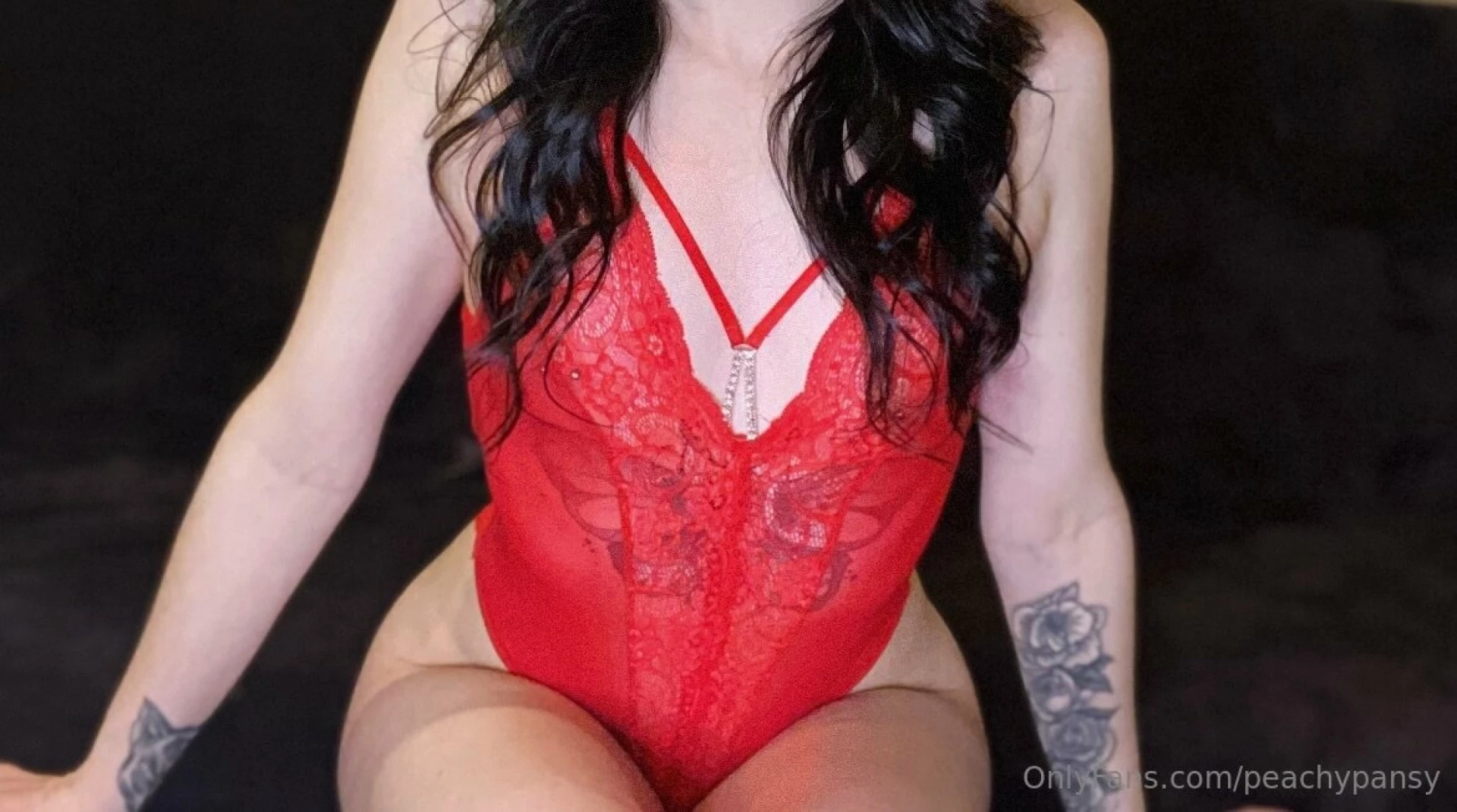 Look close amp you can see my piercings 