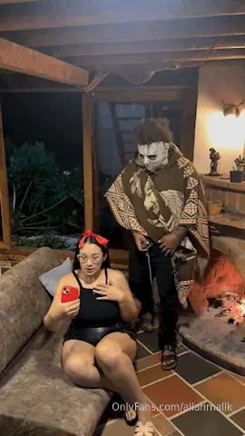 My boyfriend left me horny and i end up fucking michael myers what 