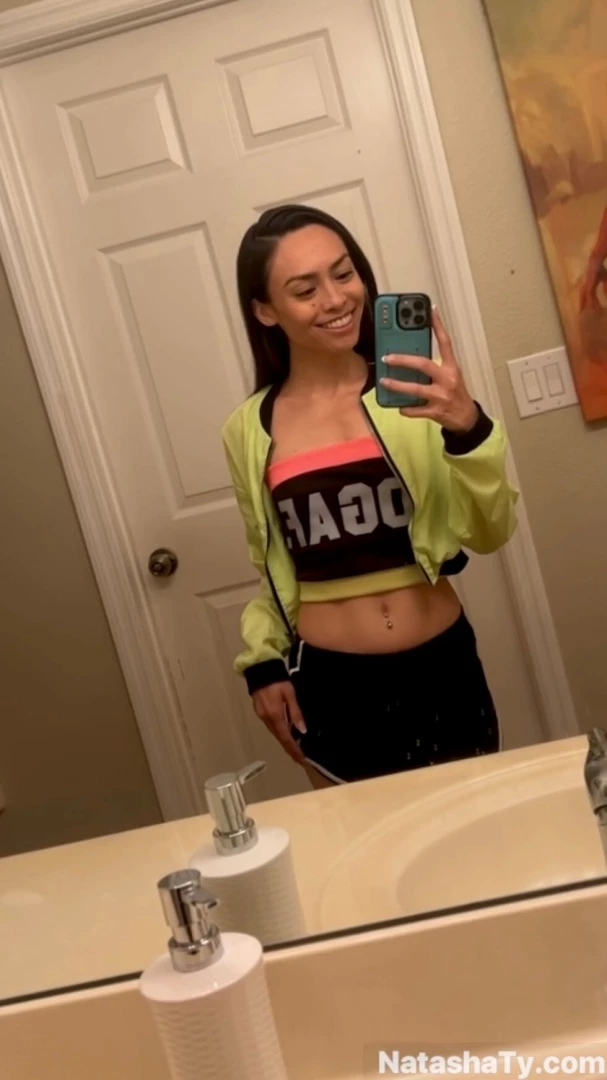 A little titty flash before i leave to go-kart natashaty9 