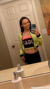 A little titty flash before i leave to go-kart natashaty9