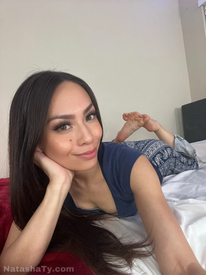 Join me live on vip onlyfans com natashaty9 edit 30 off for the next 4 