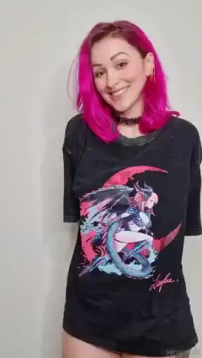 First merch launch where www liensue com what t-shirts hoodie bags new 