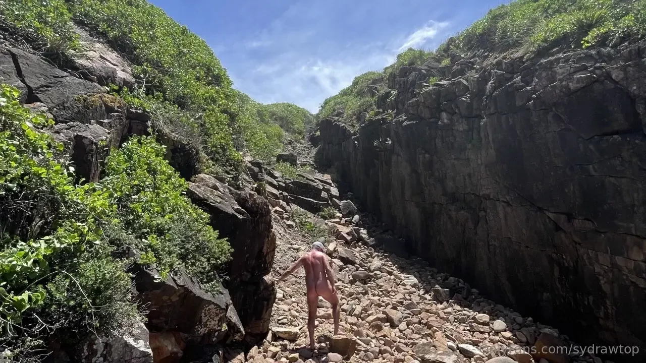 There is nothing better than being nude in nature right 