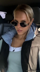 I m not the kind of person who asks i m the kind of person who hints -