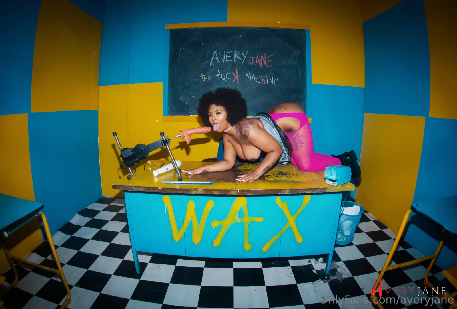 Are you enjoying my new fuck machine solo if you haven t checked it 