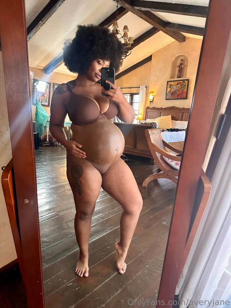 The one time i didn t use my butt have you seen this insane preggo 