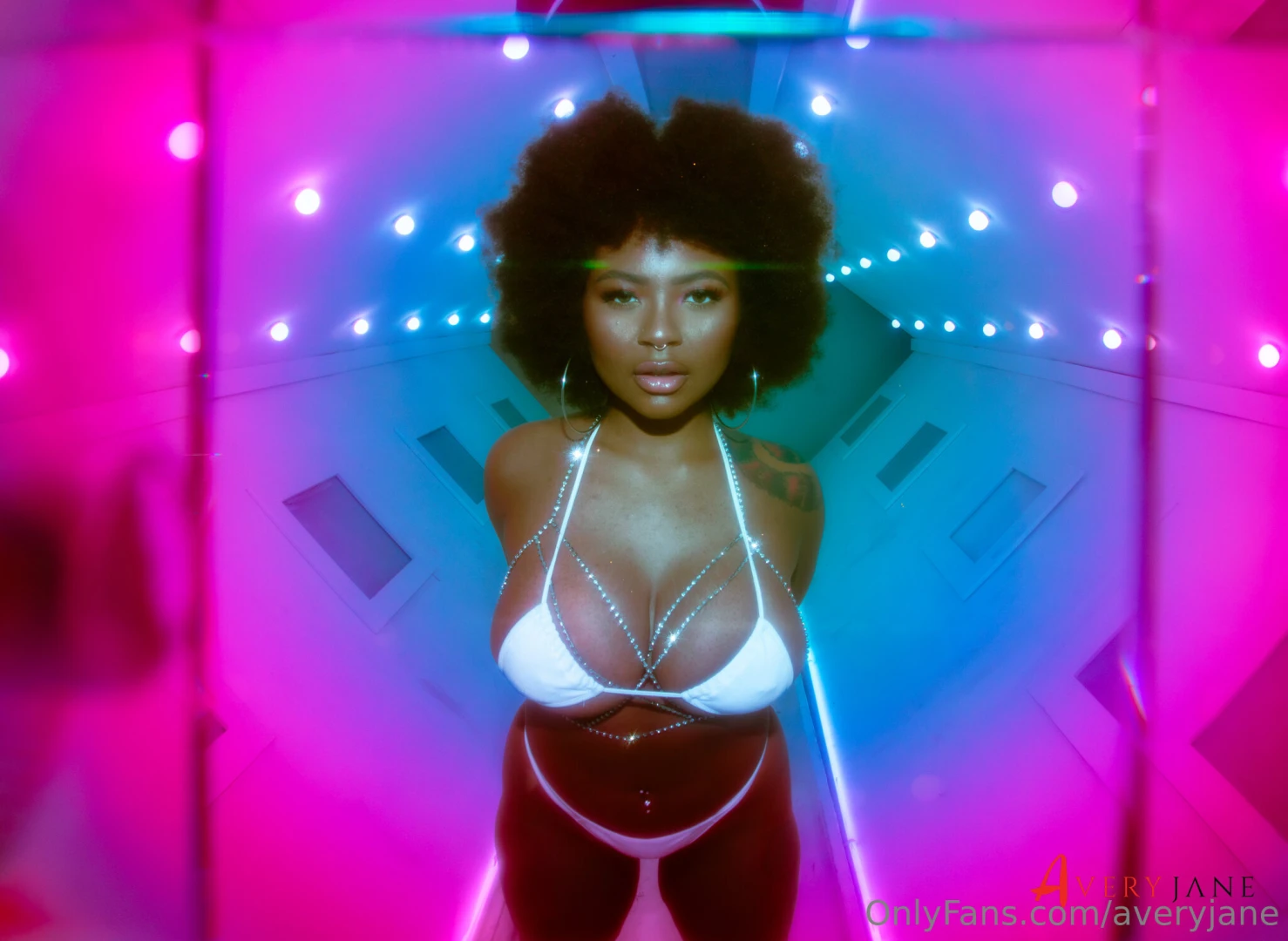 Sorry i disappeared during my birthday month but i m back online today 