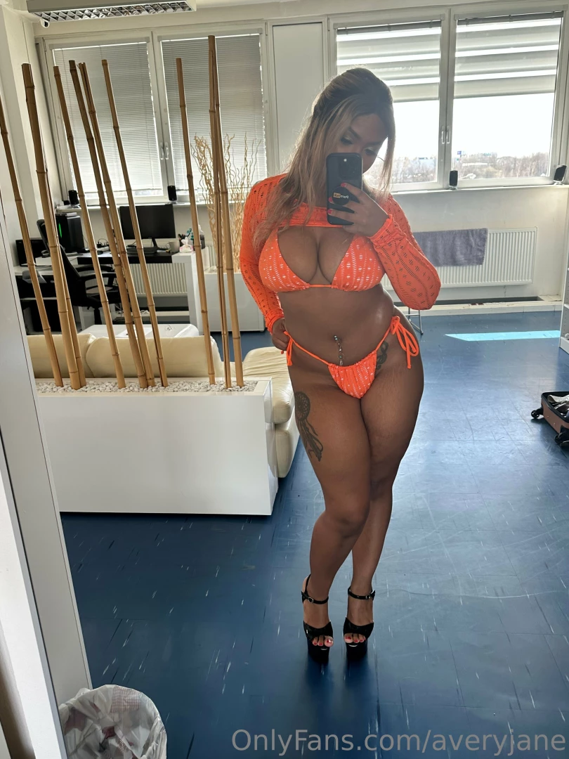 Orange you glad i m a whore 