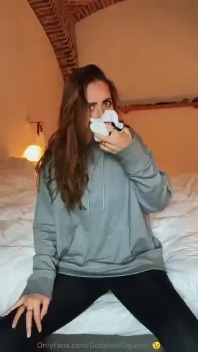 You guys went crazy for the last big stepsister roleplay video this part 3 