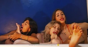 Bath time with 3 girls small medium and large soles jerk off to us and part 3