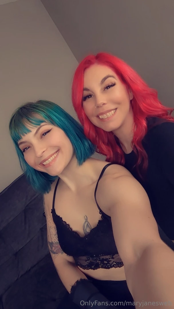 Let s play a little tickle game i wonder how long you ll last 