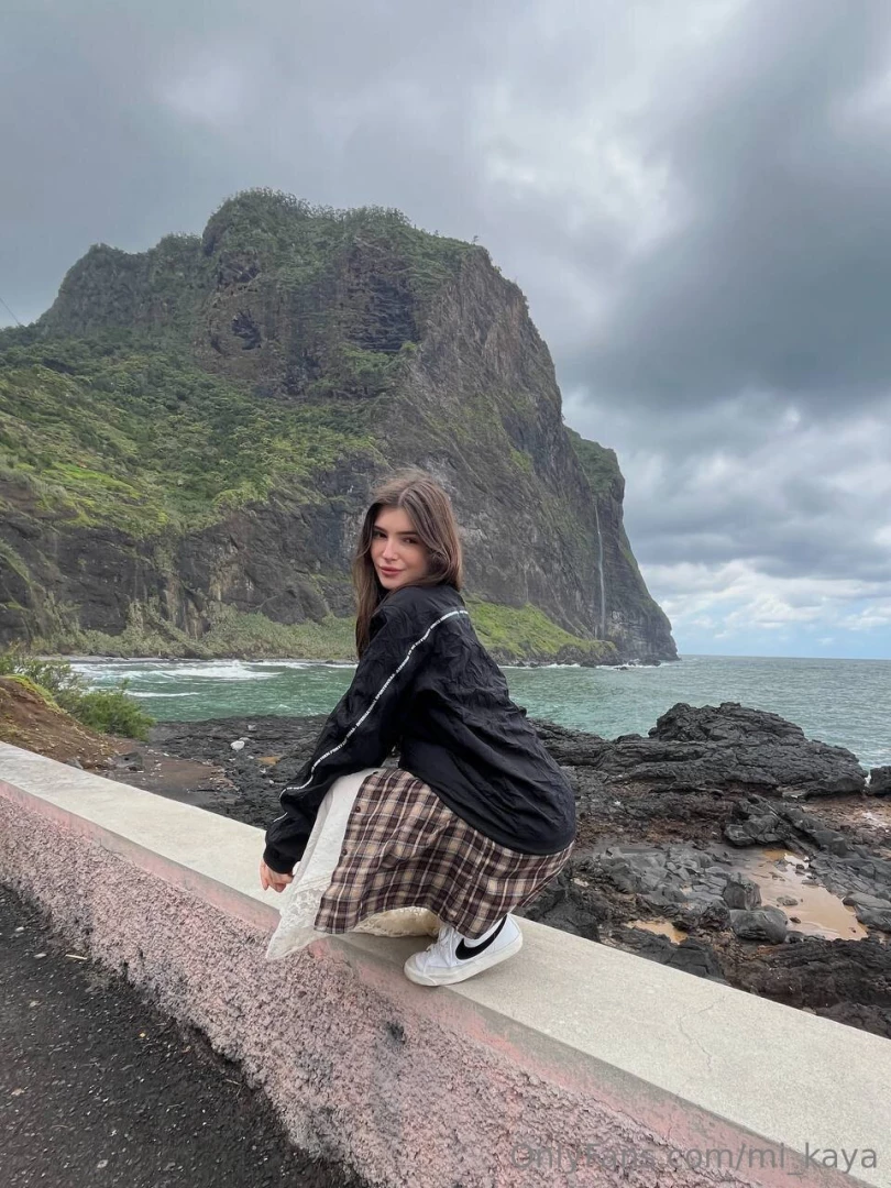 This photo doesn t have sound but your imagination does 