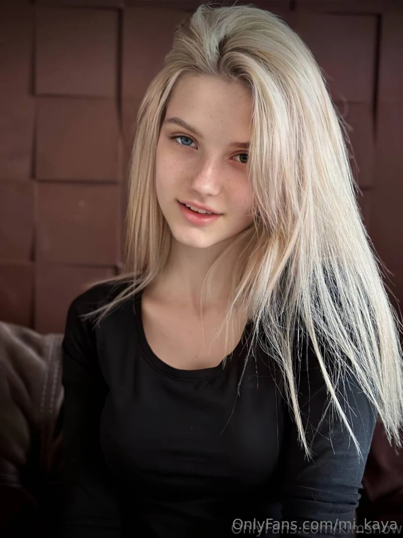 Cute kitty kimsnow loves cocks of all sizes when she gets horny she part 228 