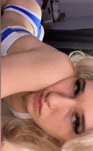 Do u ever just wanna be kissed outta nowhere or is that just me https