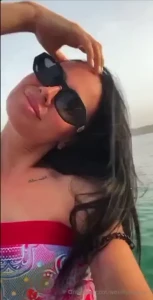 Every glance in the mirror reminds me that i m my own kind of