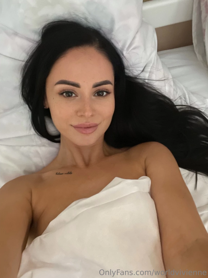 Worldvivienne part 1 