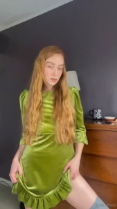 Is green my color which hue is better vid 1 or 2 i cant decide