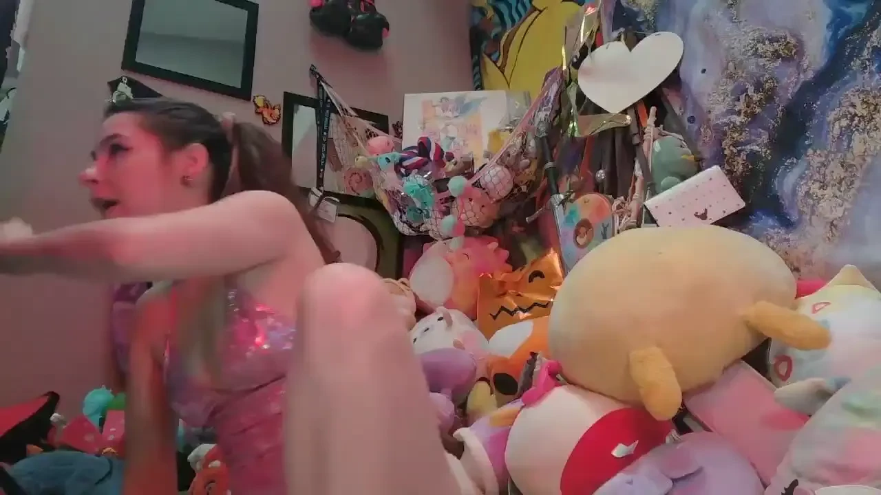 Stream started at 11 08 2023 08 02 pm pink solo cam show 