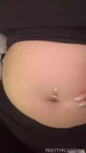 Can i play w my bellybutton for u lt 33 fyp kink fetish belly