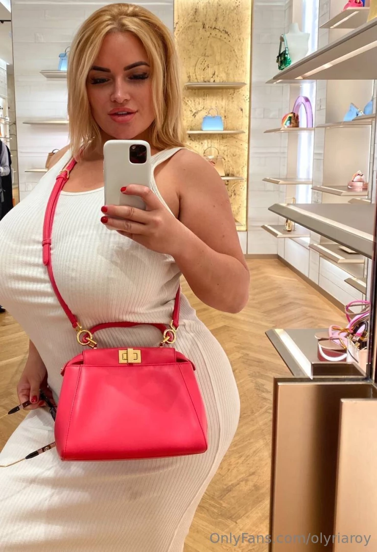 Shopping therapy is the best kind of therapy what do you think about 