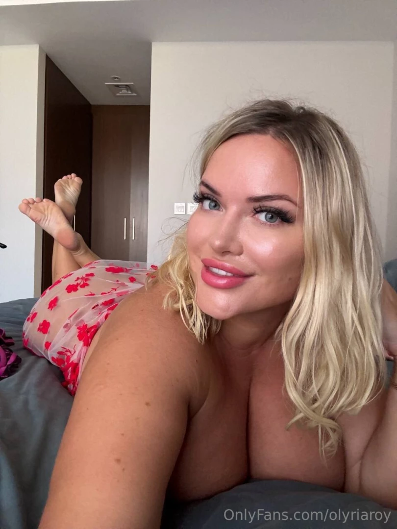 You know that feeling when you just want to stay in bed all day with 