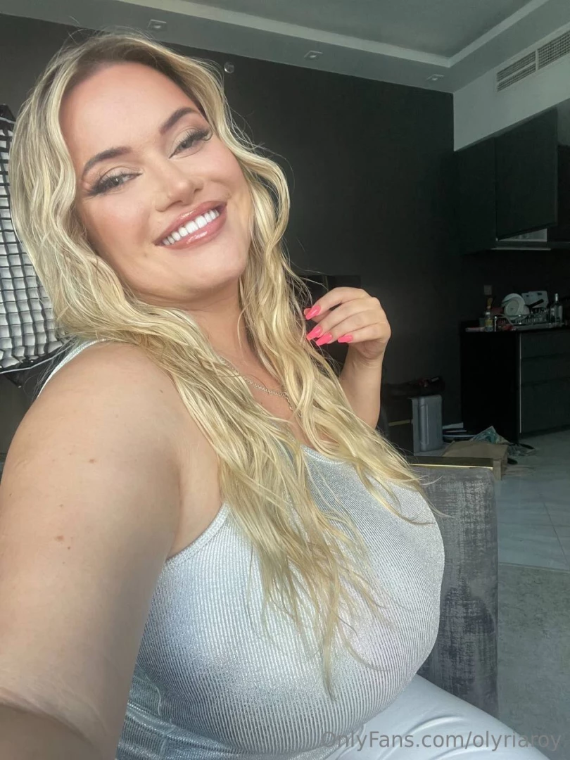 What you can read on my smile this time text in the comments 