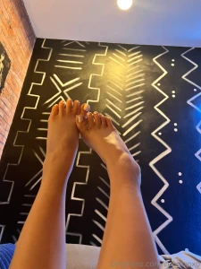 You like feet baby new foot video come soon part 1