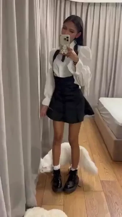 Just checking out my outfit daddy 