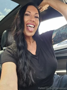 Bored in the parking lot should i flash someone fjanexoxo