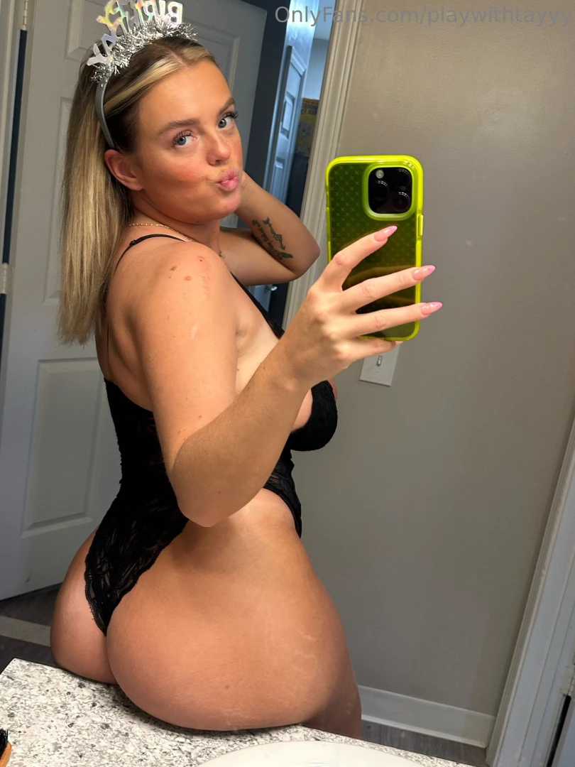 I m the birthday girl 