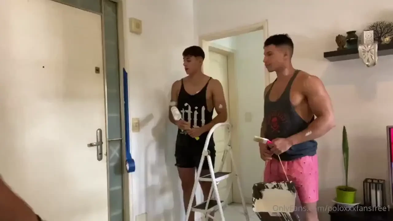 Maurifitness and nastacioxxx came to paint my apartment liamgalty and 